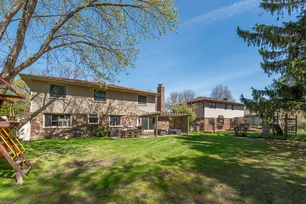 $725,000 | 647 West Kimball Avenue, Palatine, IL 60067