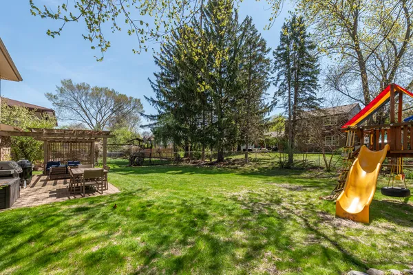 $725,000 | 647 West Kimball Avenue, Palatine, IL 60067