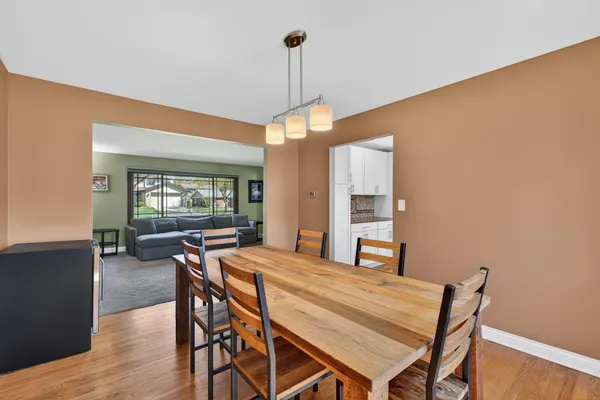 $725,000 | 647 West Kimball Avenue, Palatine, IL 60067