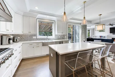 $1,500,000 | 630 Hillside Avenue, Elmhurst, IL 60126