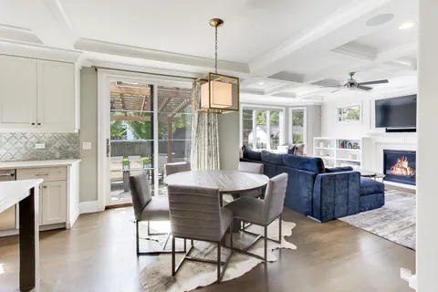 $1,500,000 | 630 Hillside Avenue, Elmhurst, IL 60126