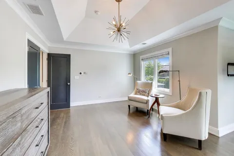 $1,500,000 | 630 Hillside Avenue, Elmhurst, IL 60126