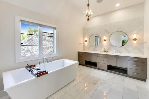 $1,500,000 | 630 Hillside Avenue, Elmhurst, IL 60126