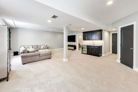 $1,500,000 | 630 Hillside Avenue, Elmhurst, IL 60126