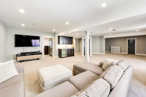 $1,500,000 | 630 Hillside Avenue, Elmhurst, IL 60126
