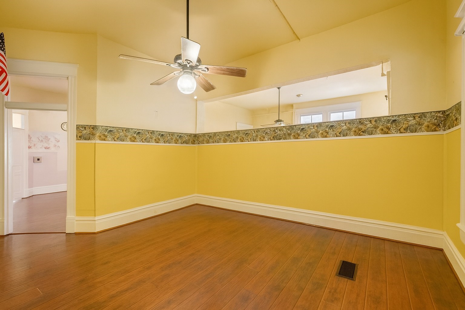 1030 4th Street Rosenberg, TX 77471 - Photo 10 of 39 a view of a room with projector