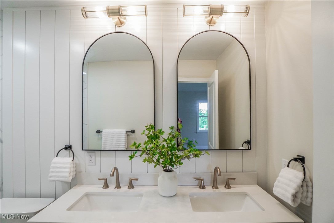 2078 South Medina Line Road Wadsworth, OH 44281 - Photo 23 of 49 Gallery Image 23