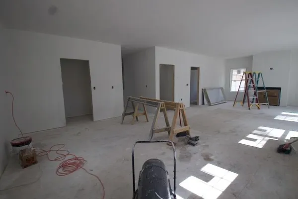 $735,000 | 144 South Mast Street, Goffstown, NH 03045