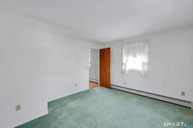 $639,900 | 415 Cascade Drive, Fairfield, CT 06825