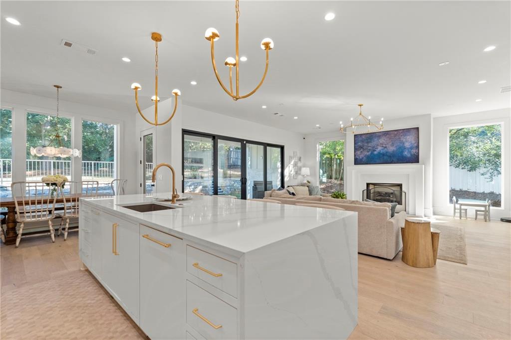 1324 Sunland Drive Northeast Brookhaven, GA 30319 - Photo 23 of 63