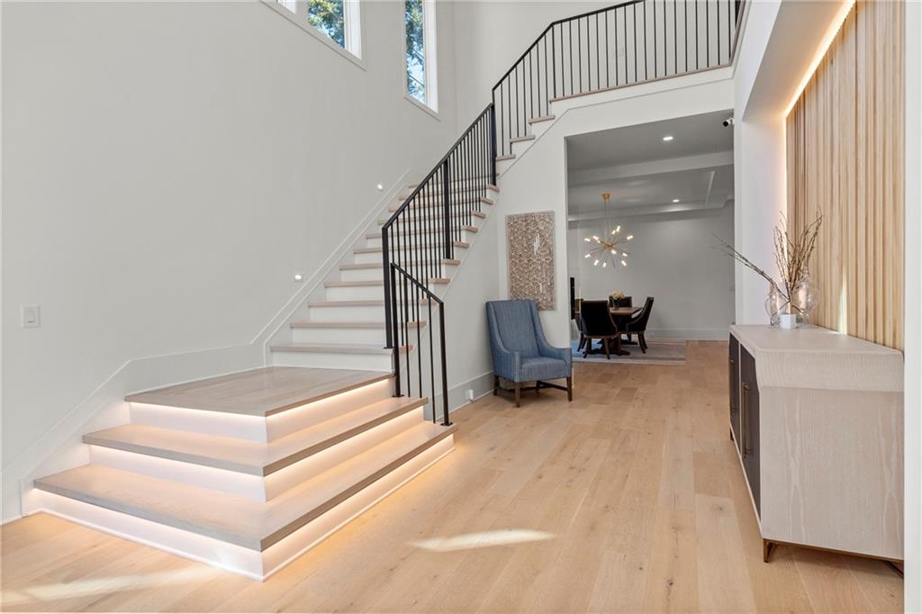 1324 Sunland Drive Northeast Brookhaven, GA 30319 - Photo 5 of 63