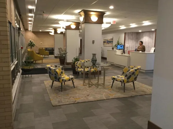 $285,000 | 8900 East Jefferson Avenue, Unit 1012 1013, Detroit, MI 48214