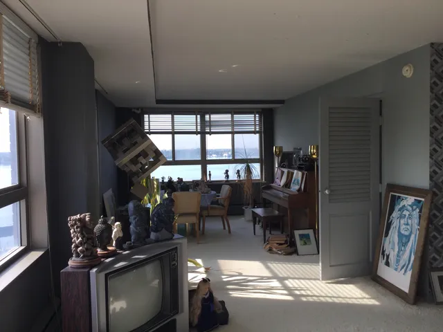 $300,000 | 8900 East Jefferson Avenue, Unit 1012 1013, Detroit, MI 48214