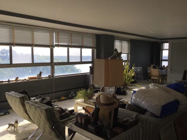 $300,000 | 8900 East Jefferson Avenue, Unit 1012 1013, Detroit, MI 48214