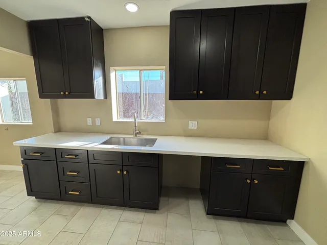 $2,850 | 1044 East Whitton Avenue, Unit FRONT, Phoenix, AZ 85014