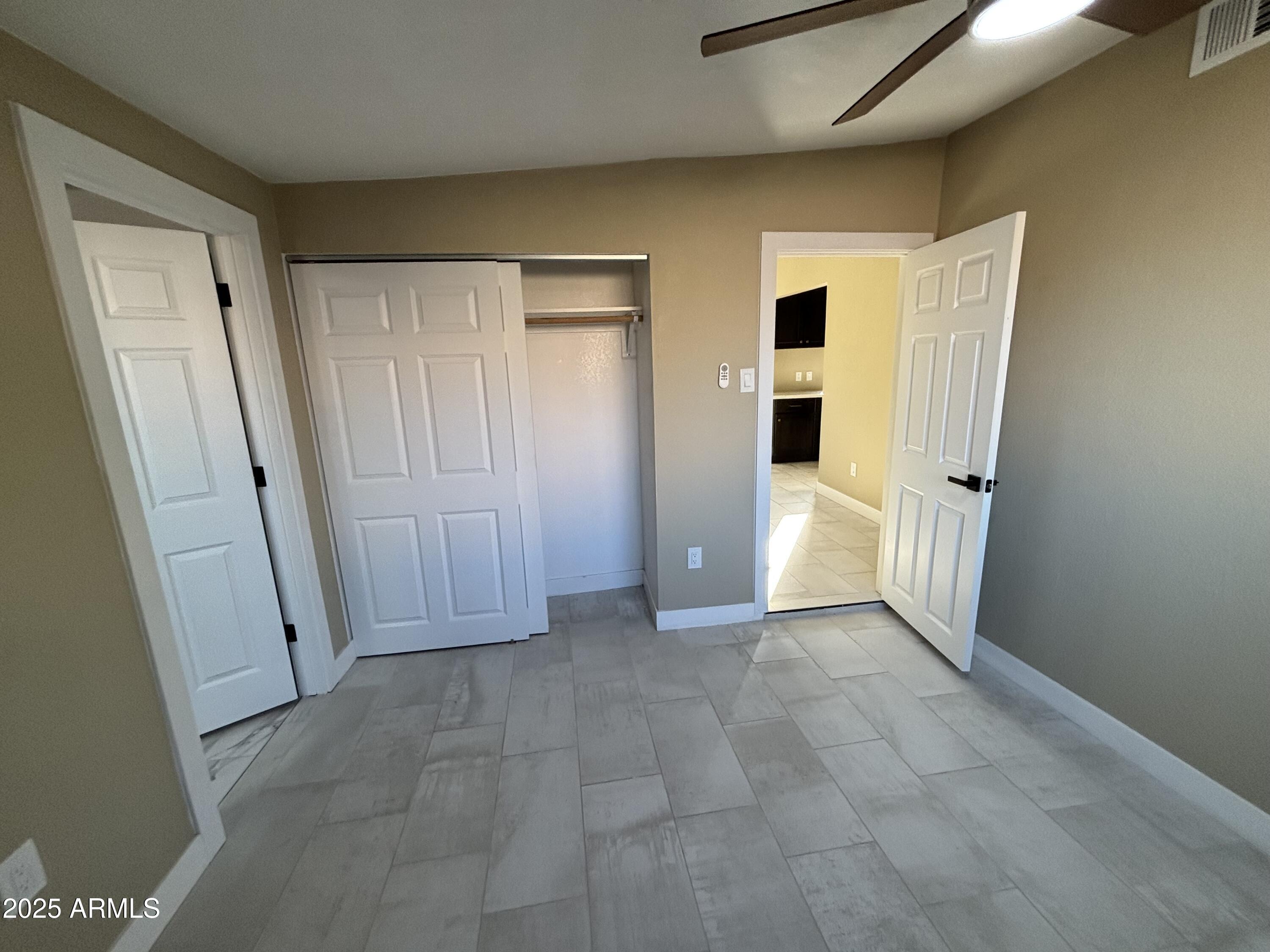 1044 East Whitton Avenue, Unit FRONT Phoenix, AZ 85014 - Photo 23 of 53 IMG_2320