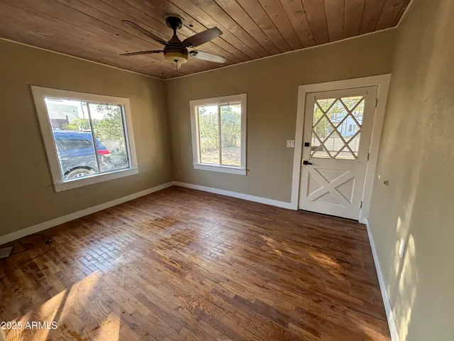 $2,850 | 1044 East Whitton Avenue, Unit FRONT, Phoenix, AZ 85014