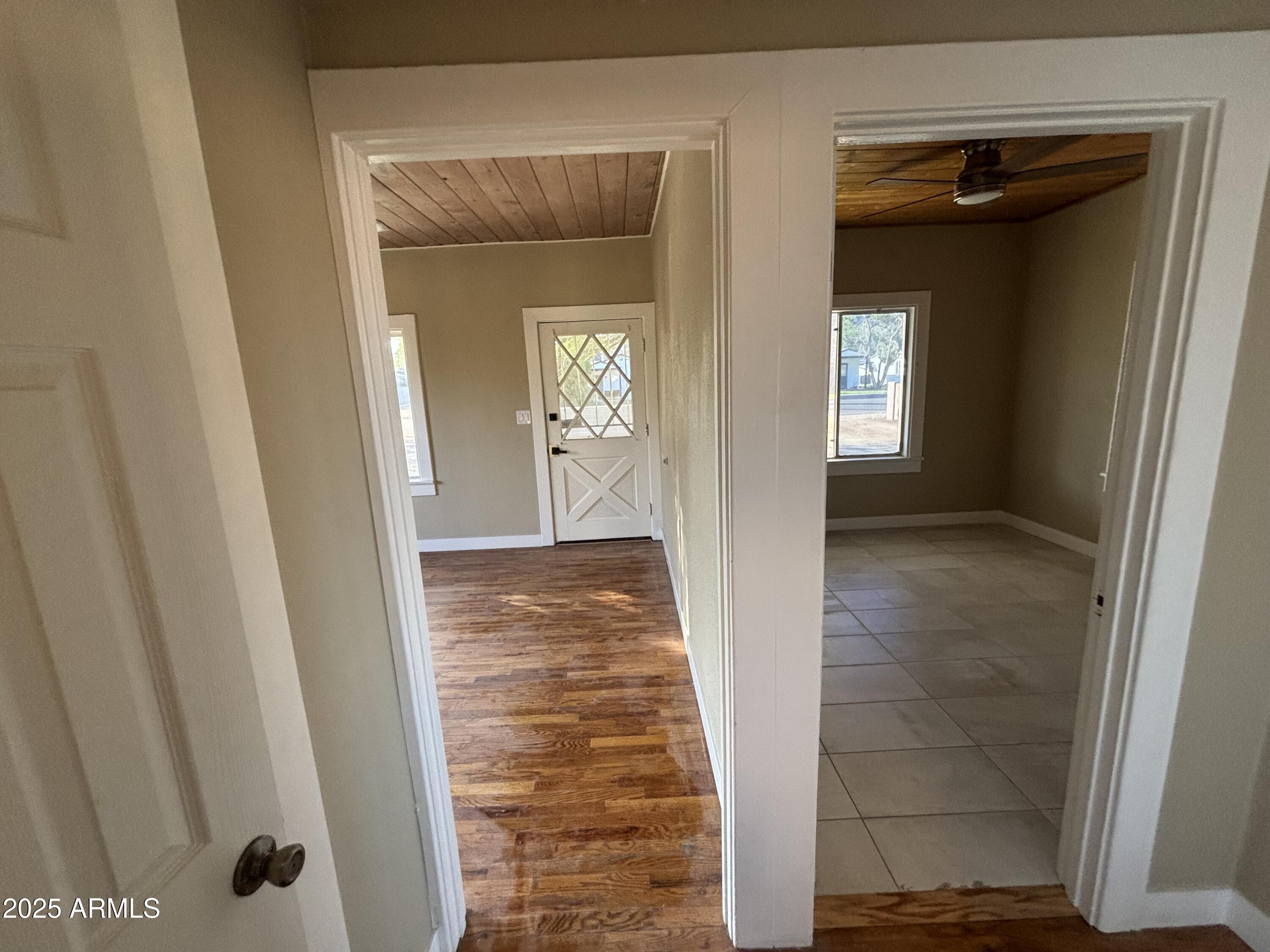 1044 East Whitton Avenue, Unit FRONT Phoenix, AZ 85014 - Photo 35 of 53 IMG_2292