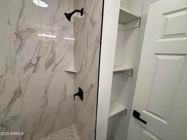 $2,850 | 1044 East Whitton Avenue, Unit FRONT, Phoenix, AZ 85014