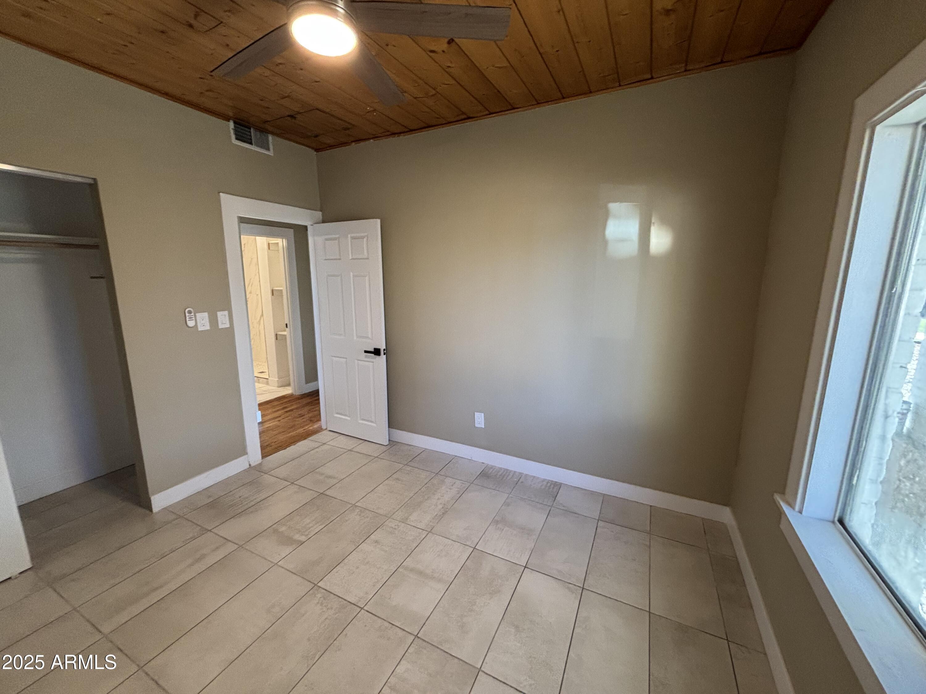 1044 East Whitton Avenue, Unit FRONT Phoenix, AZ 85014 - Photo 53 of 53 IMG_2253