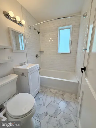 $290,000 | 10305 Montrose Avenue, Unit M101, Bethesda, MD 20814
