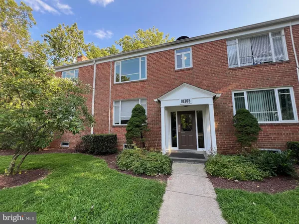 $290,000 | 10305 Montrose Avenue, Unit M101, Bethesda, MD 20814