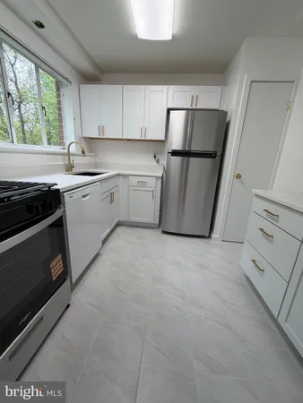 $290,000 | 10305 Montrose Avenue, Unit M101, Bethesda, MD 20814