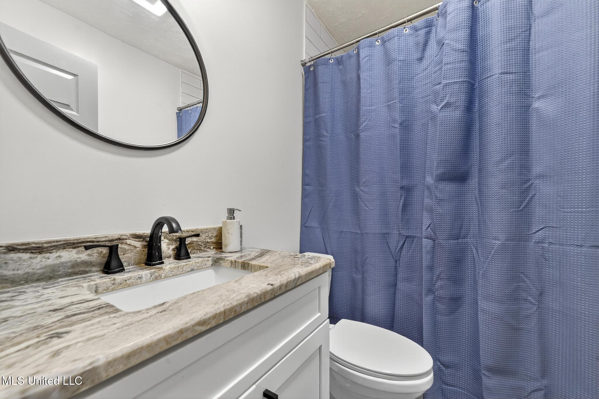 100 Hunter Drive Ocean Springs, MS 39564 - Photo 21 of 67 022