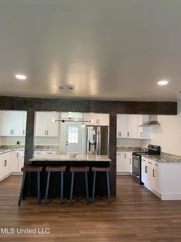 $349,900 | 100 Hunter Drive, Ocean Springs, MS 39564