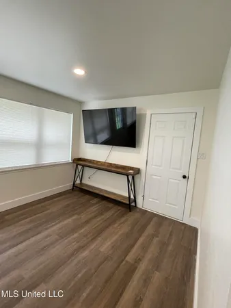 $349,900 | 100 Hunter Drive, Ocean Springs, MS 39564