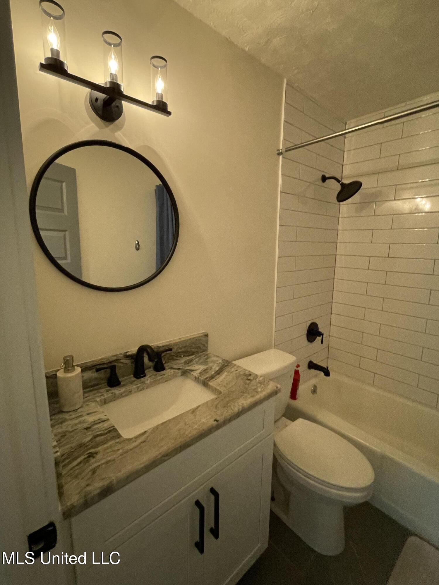 100 Hunter Drive Ocean Springs, MS 39564 - Photo 43 of 67 IMG_0169