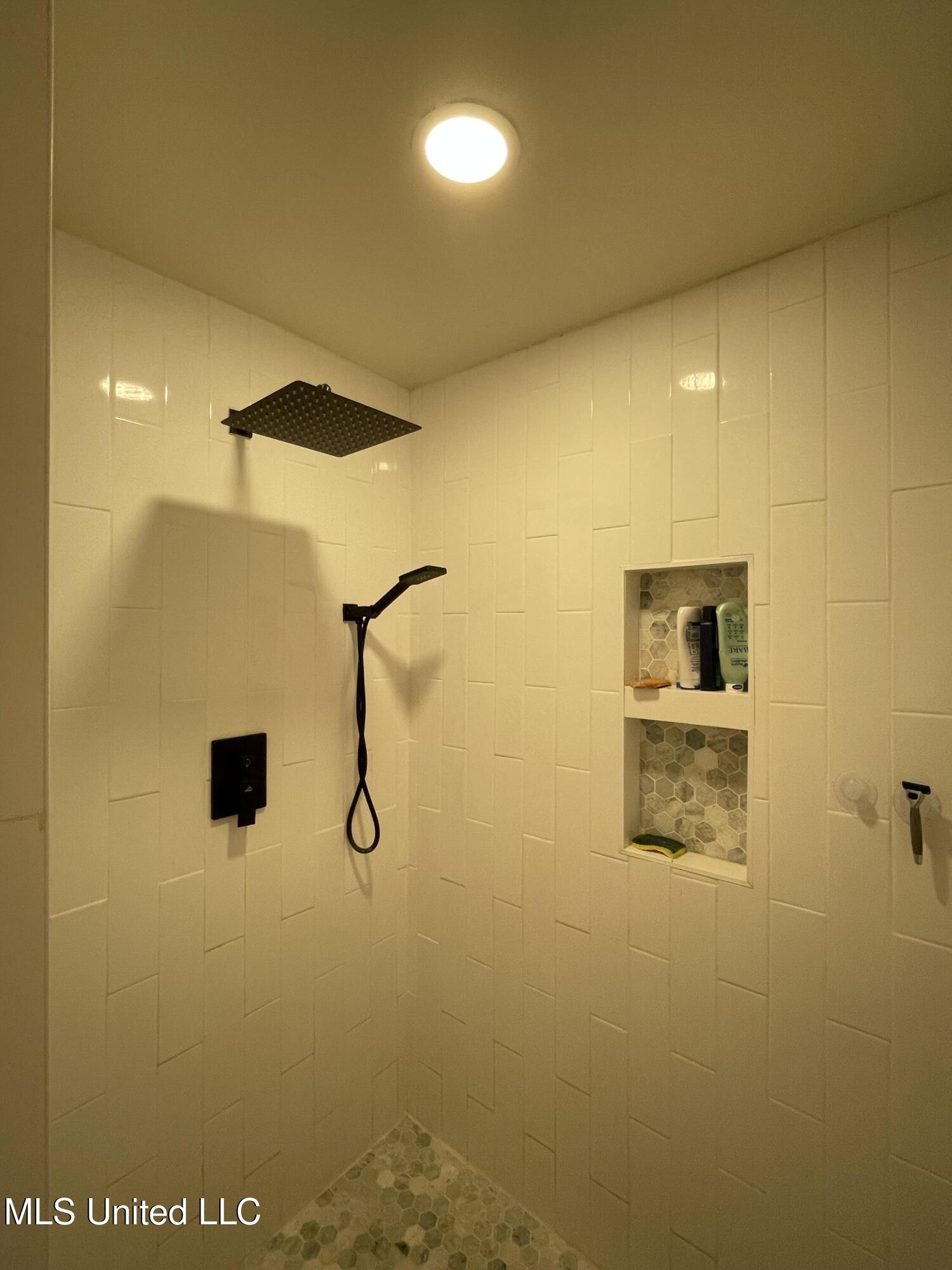 100 Hunter Drive Ocean Springs, MS 39564 - Photo 51 of 67 IMG_0180