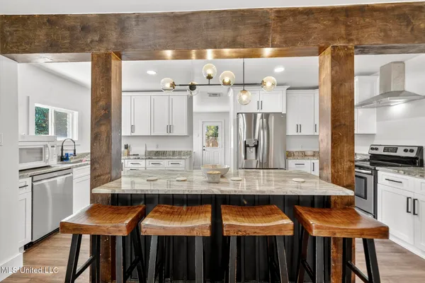 $349,900 | 100 Hunter Drive, Ocean Springs, MS 39564