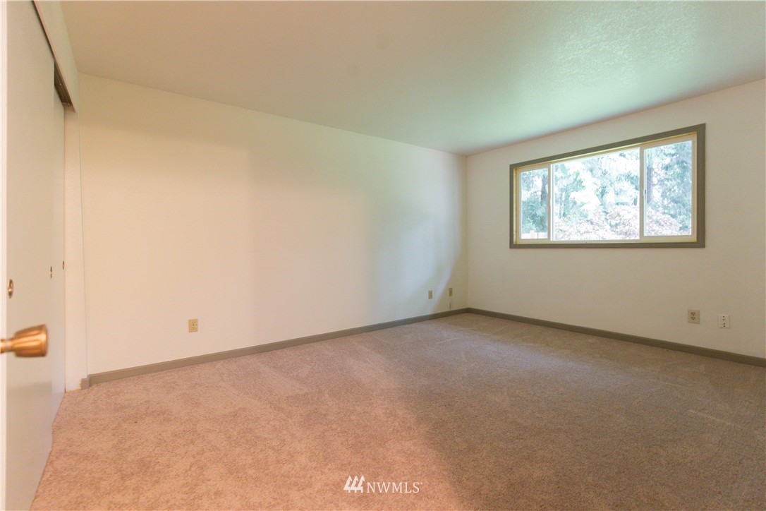 16405 28th Drive Southeast Bothell, WA 98012 - Photo 9 of 23