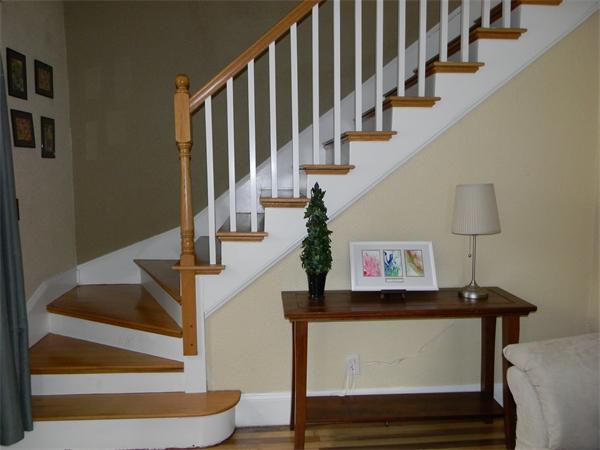 40 Longwood Road Reading, MA 01867 - Photo 2 of 11 Gallery Image 2