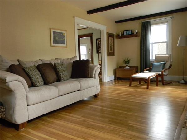 40 Longwood Road Reading, MA 01867 - Photo 3 of 11 Gallery Image 3