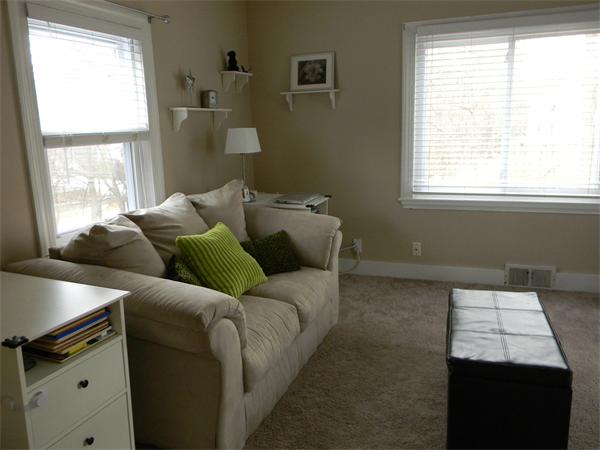 40 Longwood Road Reading, MA 01867 - Photo 10 of 11 Gallery Image 10