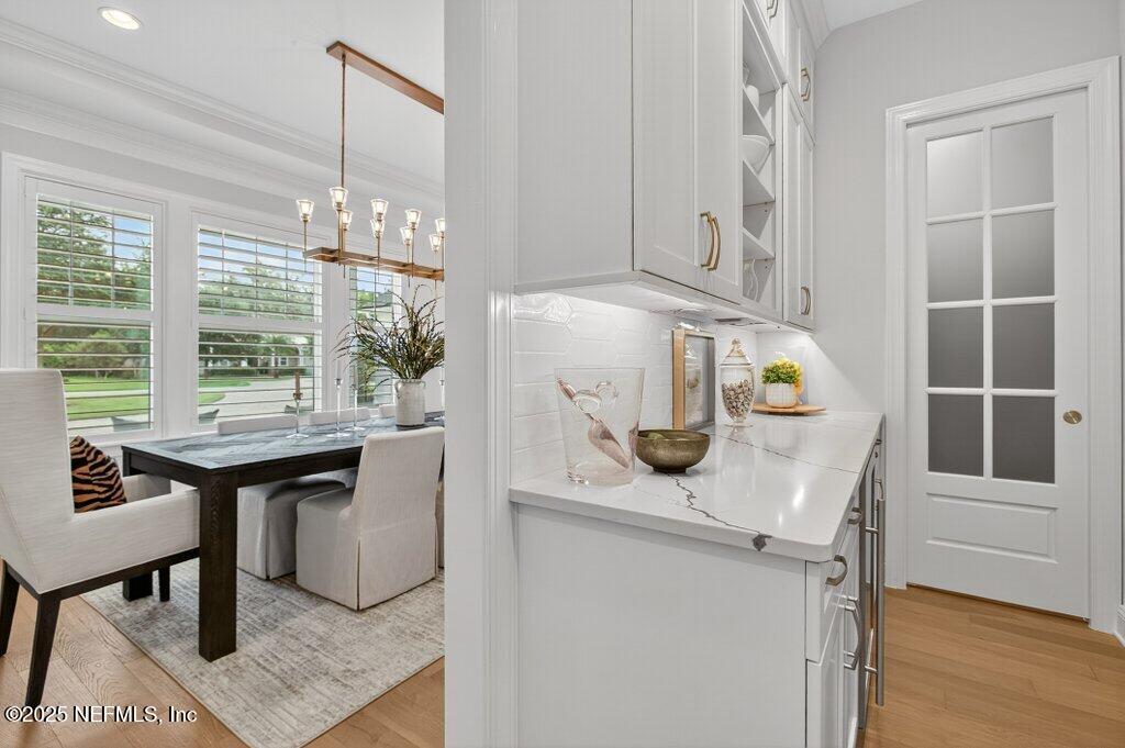 208 Fells Cove St. Johns, FL 32259 - Photo 37 of 100 Butler Pantry