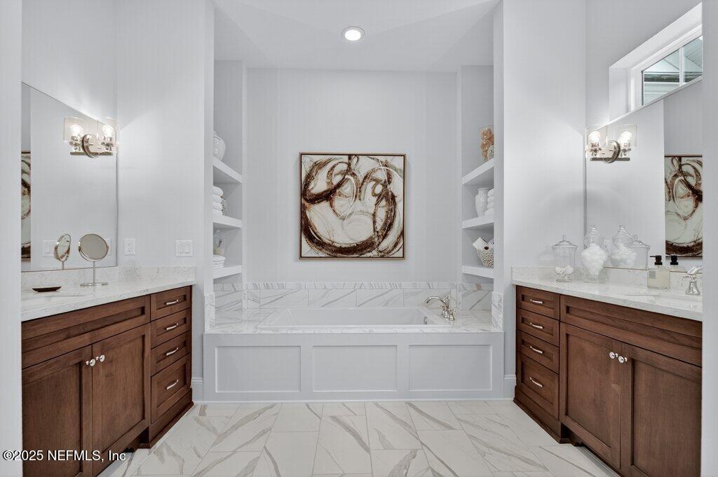 208 Fells Cove St. Johns, FL 32259 - Photo 48 of 100 Master bath