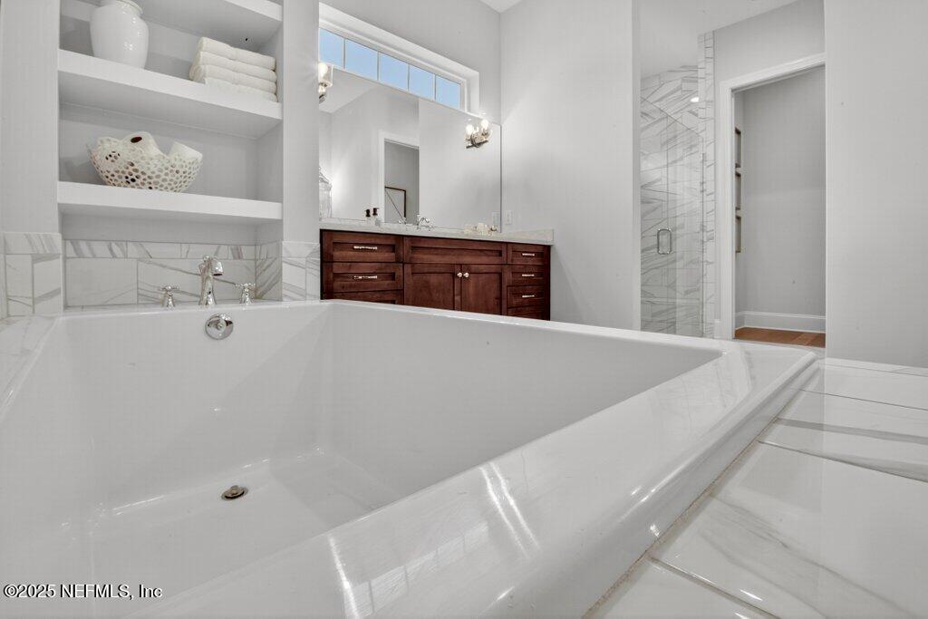 208 Fells Cove St. Johns, FL 32259 - Photo 52 of 100 Master bath