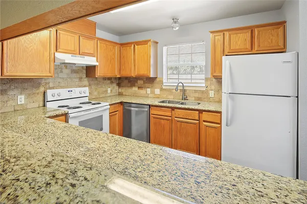 $1,500 | 2020 Legacy Lane, College Station, TX 77840