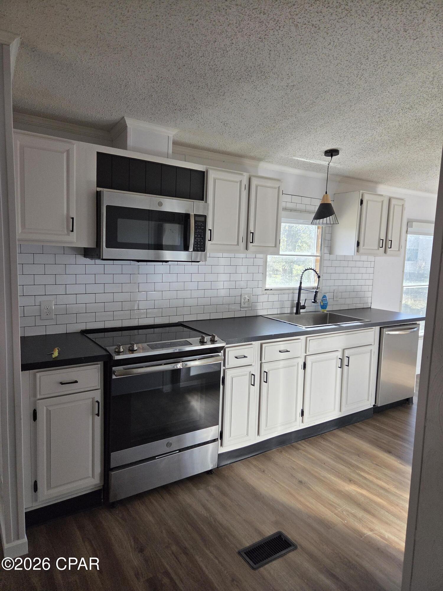 8921 Kingswood Road Panama City, FL 32409 - Photo 2 of 24