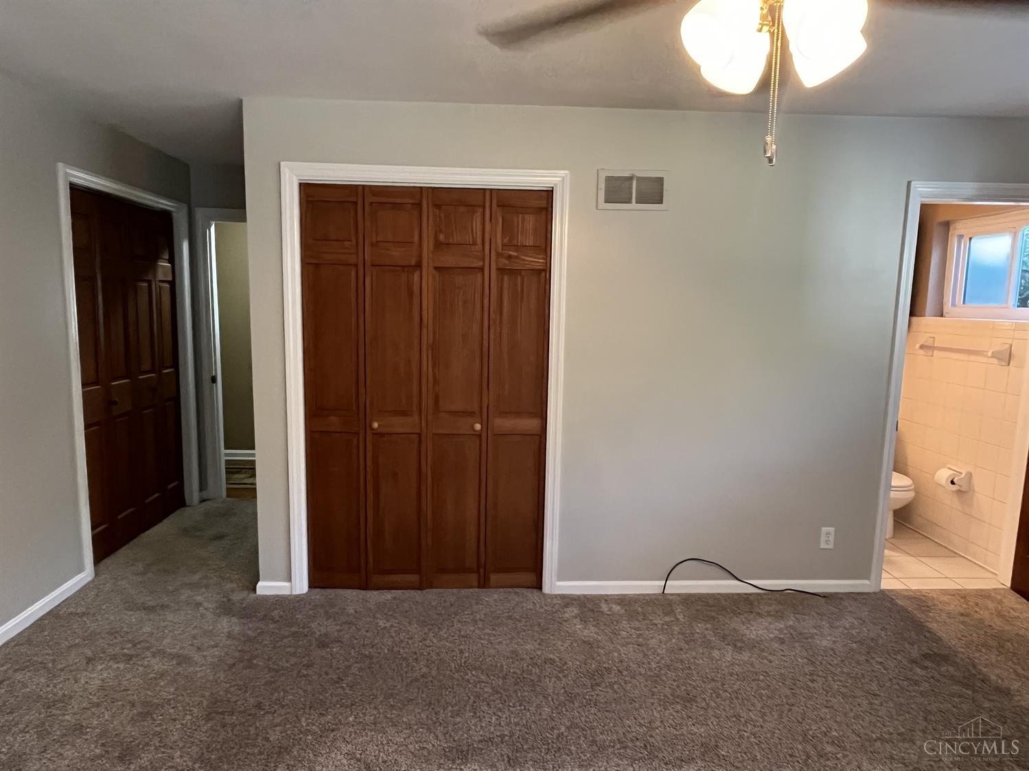 1062 Neeb Road Cincinnati, OH 45233 - Photo 31 of 42 Gallery Image 31
