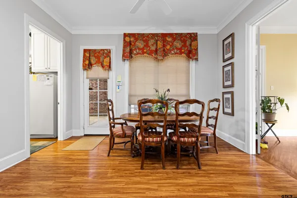 $864,000 | 1360 East Main Street, Henderson, TX 75652