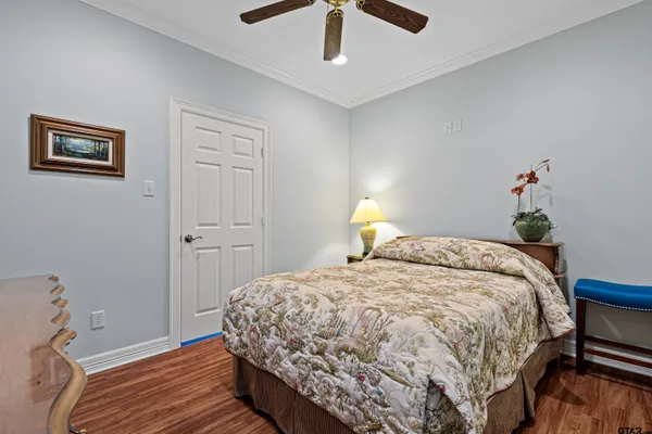 $864,000 | 1360 East Main Street, Henderson, TX 75652