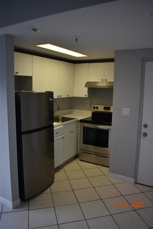 3051 Southwest 27th Avenue, Unit 204 Miami, FL 33133 - Photo 4 of 24