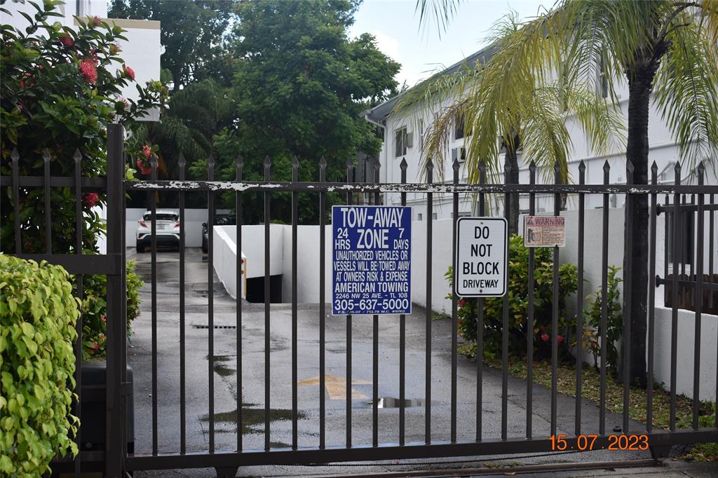 3051 Southwest 27th Avenue, Unit 204 Miami, FL 33133 - Photo 5 of 24