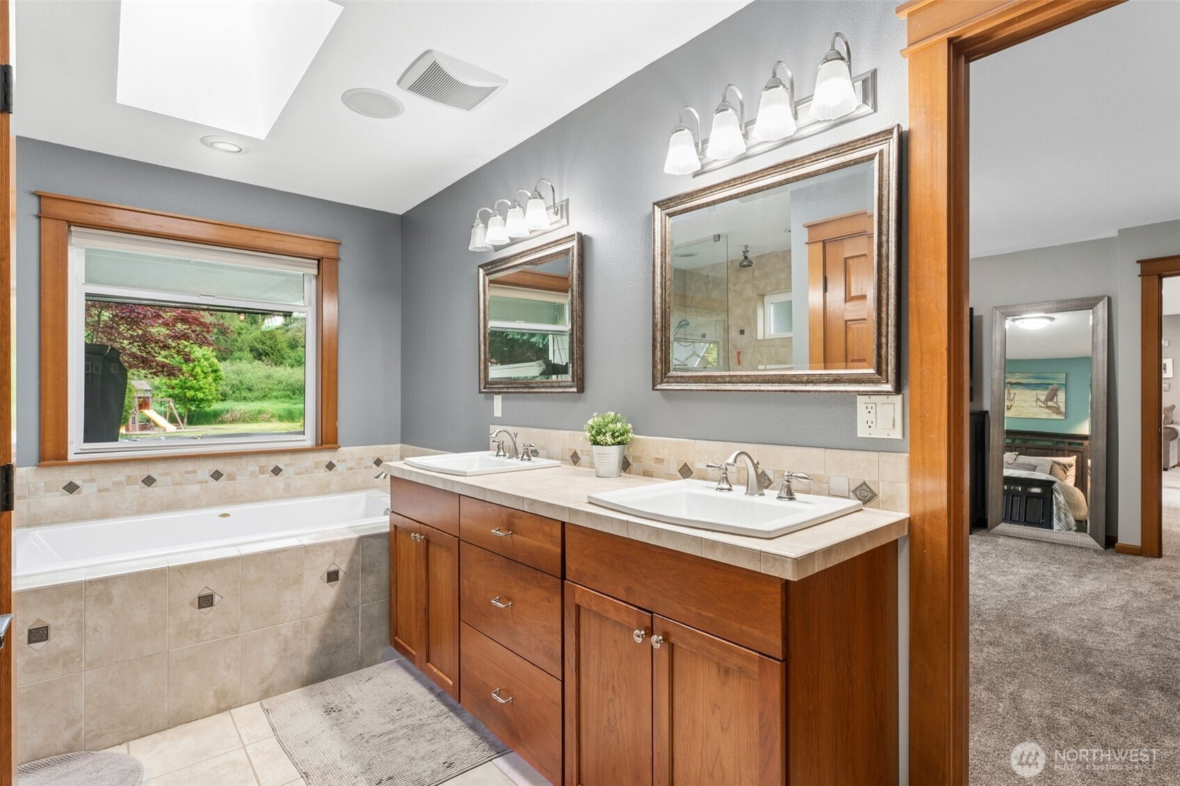 4919 Parker Road East Sumner, WA 98390 - Photo 17 of 40