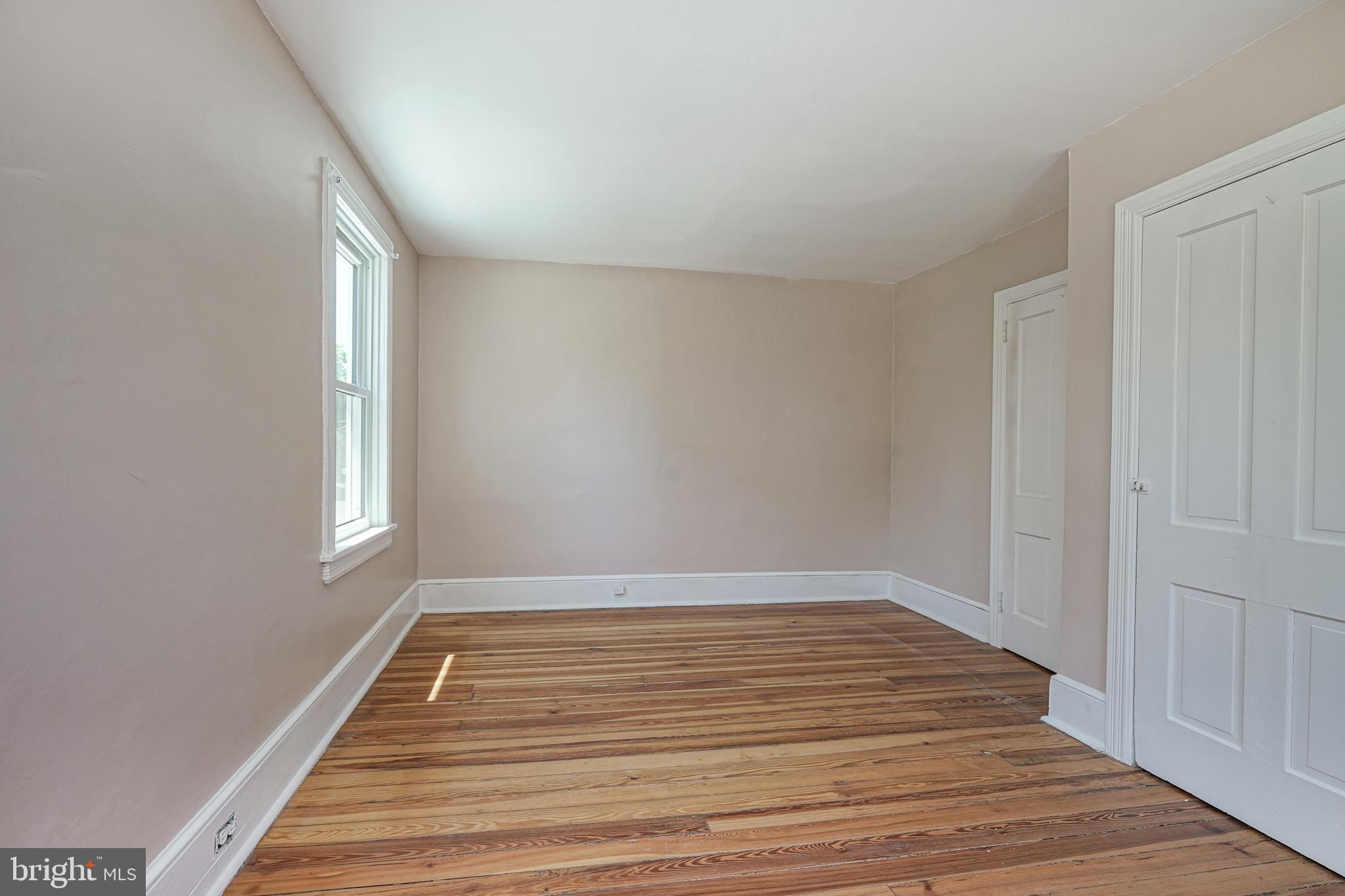 343 West 2nd Street Moorestown, NJ 08057 - Photo 18 of 31 a view of an empty room and window