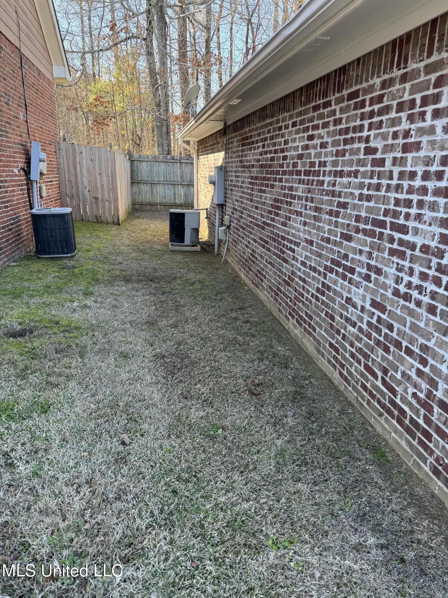 719 Lansdowne Lane Ridgeland, MS 39157 - Photo 3 of 22 IMG_1380